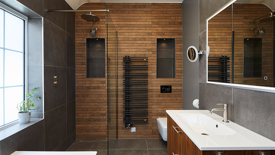 Family bathroom in Teddington