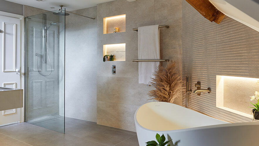 Minimalist Master ensuite in Ockham