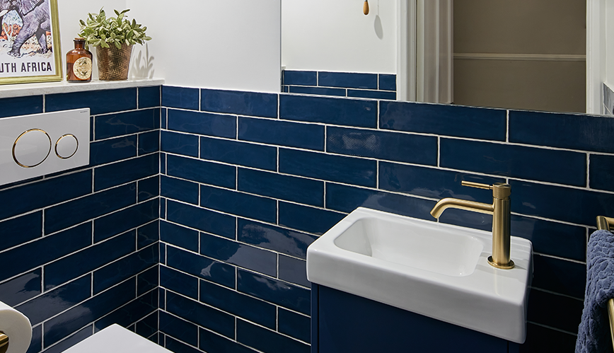 cloakroom in hampton hill