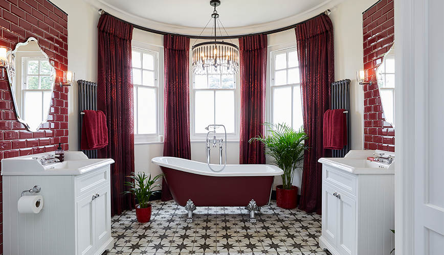 Statement master ensuite in Surbiton